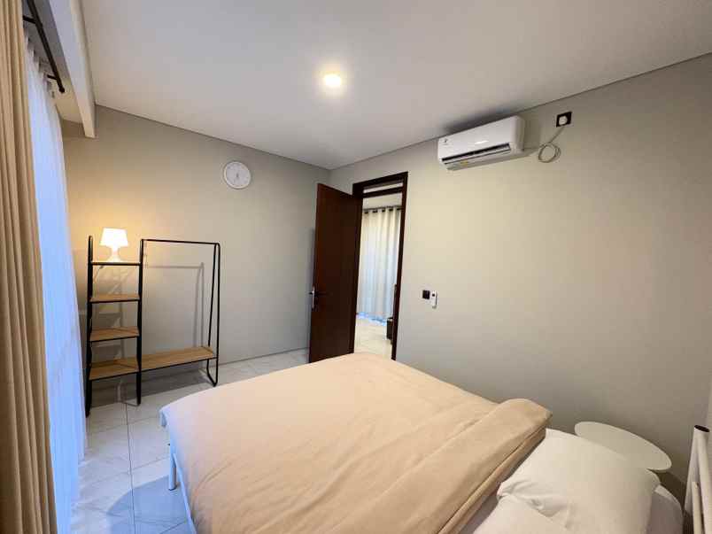 rumah cantik dekat ikea tol padalarang harga 2 8 m aja