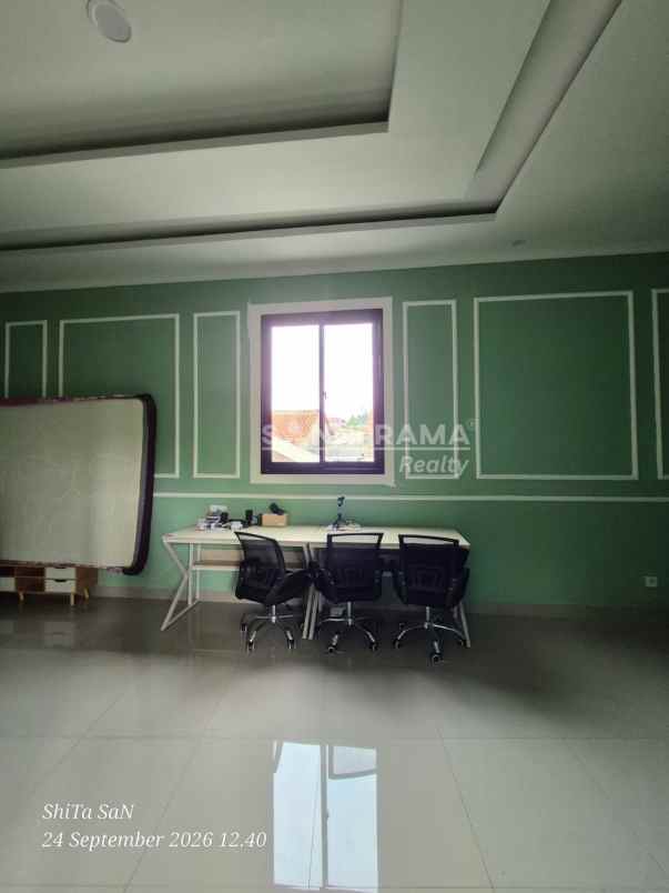 rumah cantik siap huni di pancoran mas akses motor