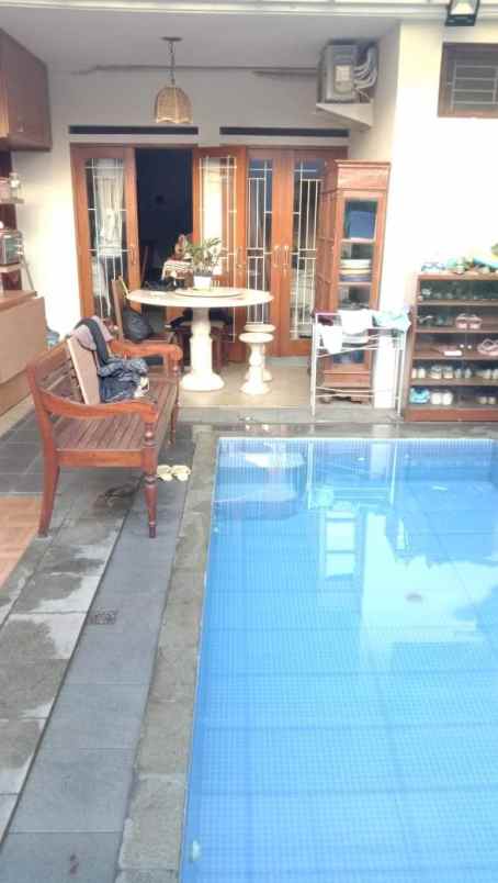 rumah cisaranten kulon