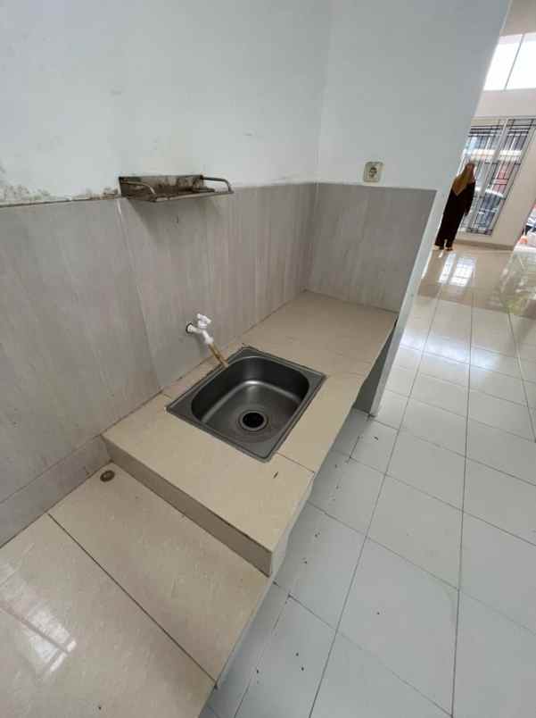 rumah cluster acasia grand depok