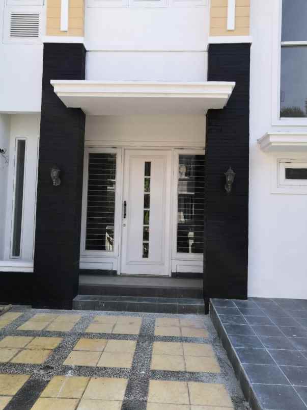 rumah dalam cluster citra gran cibubur