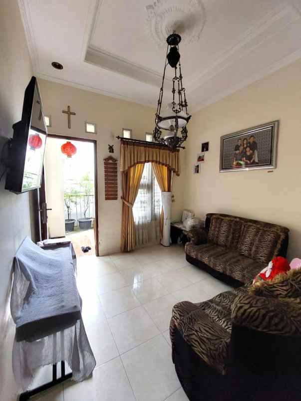 rumah dalam ringroad di soragan dekat jalan godean