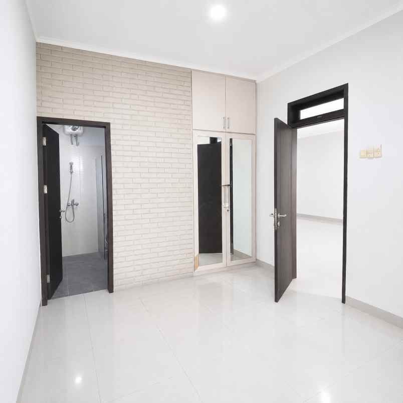 rumah disewakan di kebagusan
