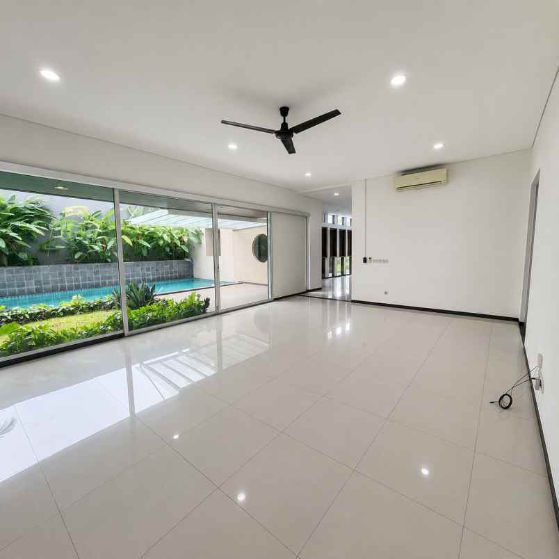 rumah disewakan di rawa barat