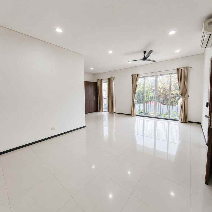 rumah disewakan di rawa barat