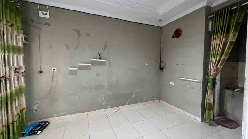 rumah full renovasi dekat tol serang timur