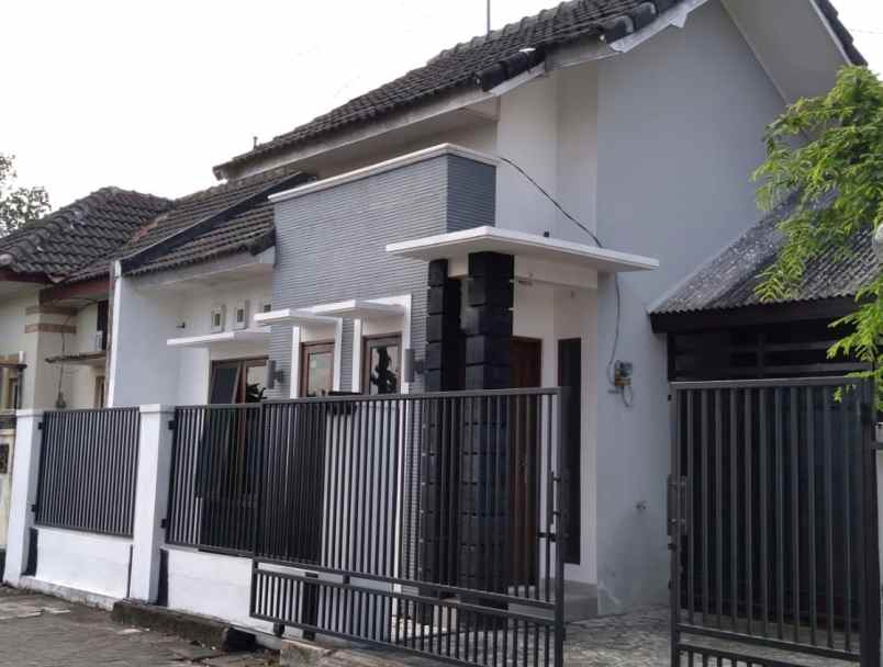 rumah jalan nogotirto
