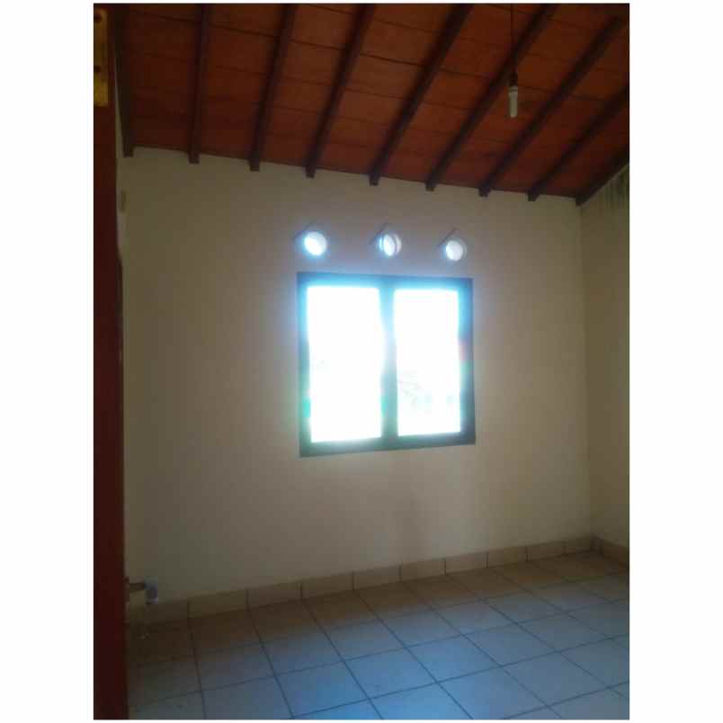 rumah jalan waru ciater serpong