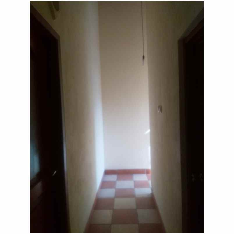 rumah jalan waru ciater serpong