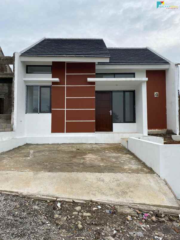 rumah jati handap deket cicahem