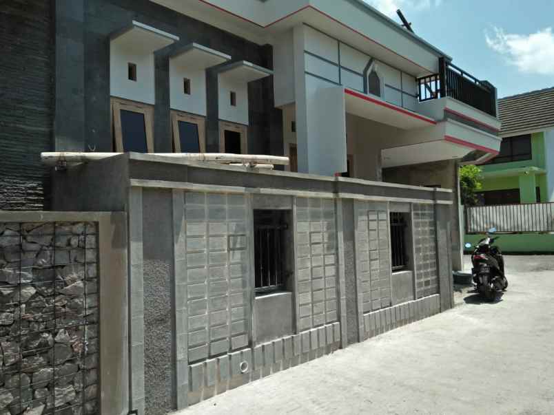 rumah jl abimanyu karangmojo