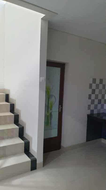 rumah jl abimanyu karangmojo