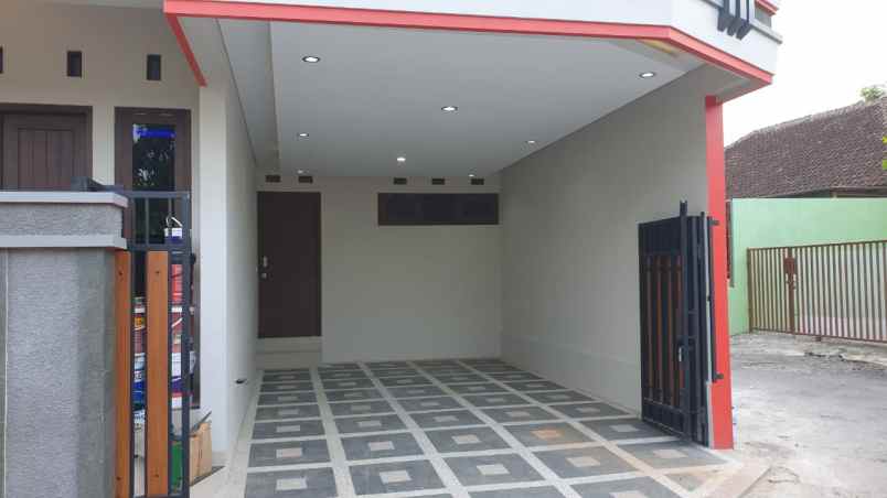 rumah jl abimanyu karangmojo