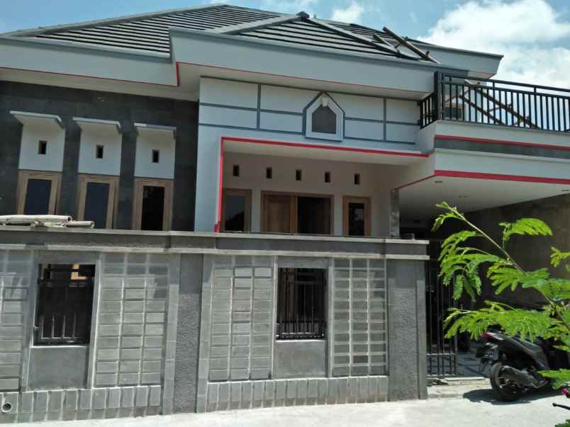 rumah jl abimanyu karangmojo