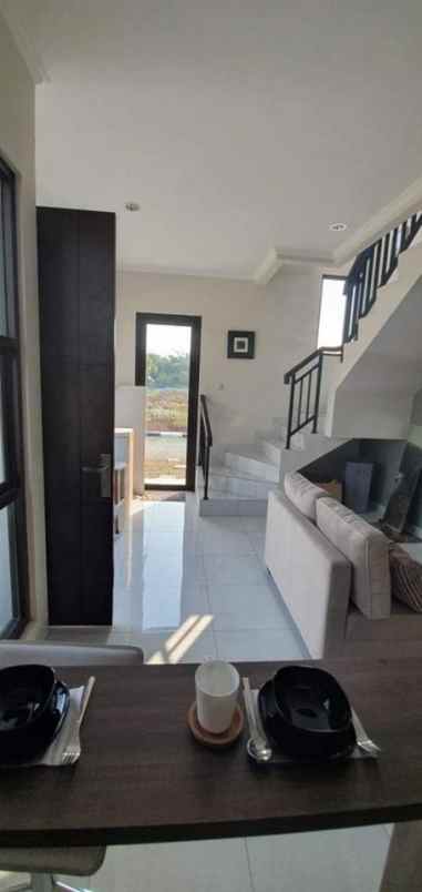 rumah jl arteri galuh mas