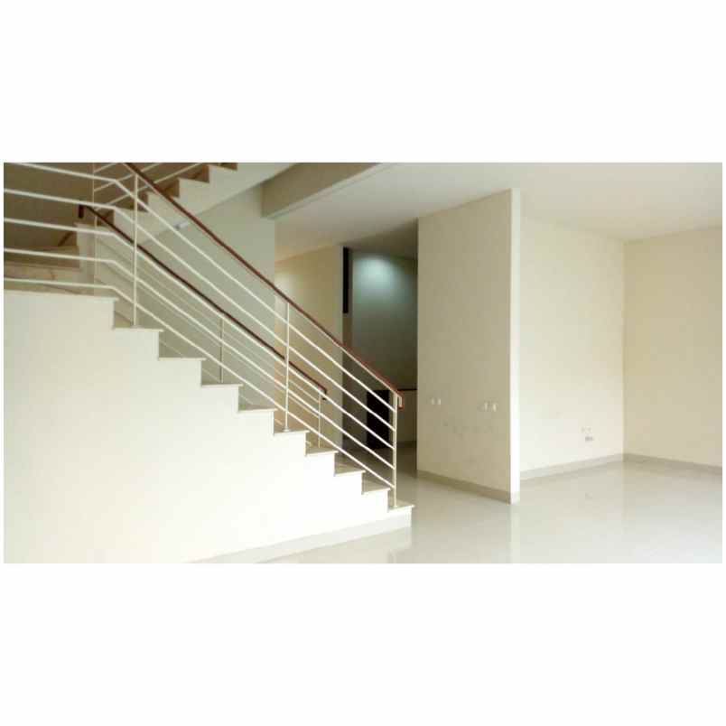 rumah jl asem v cipete jakarta