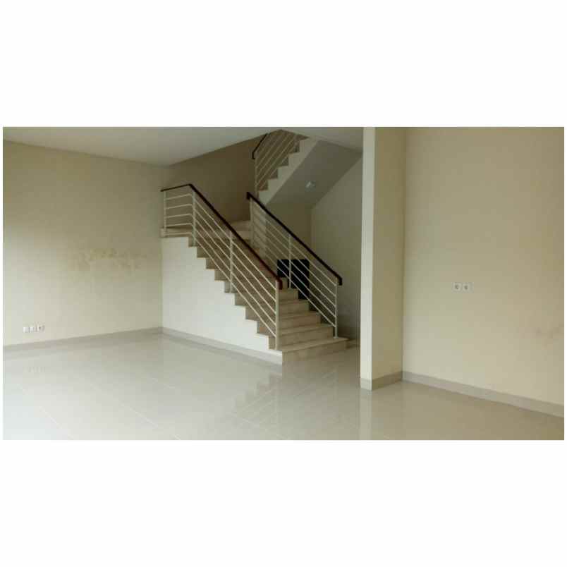 rumah jl asem v cipete jakarta