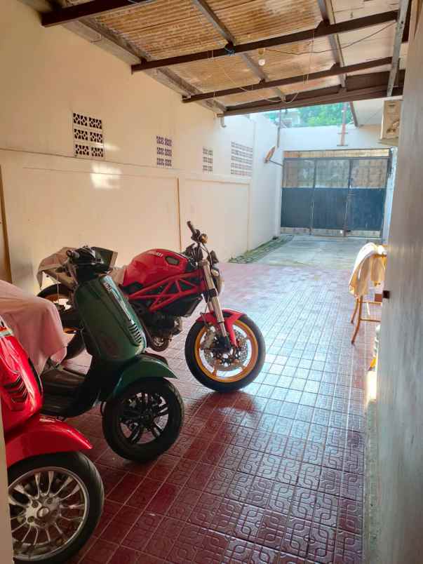 rumah jl duren sawit raya