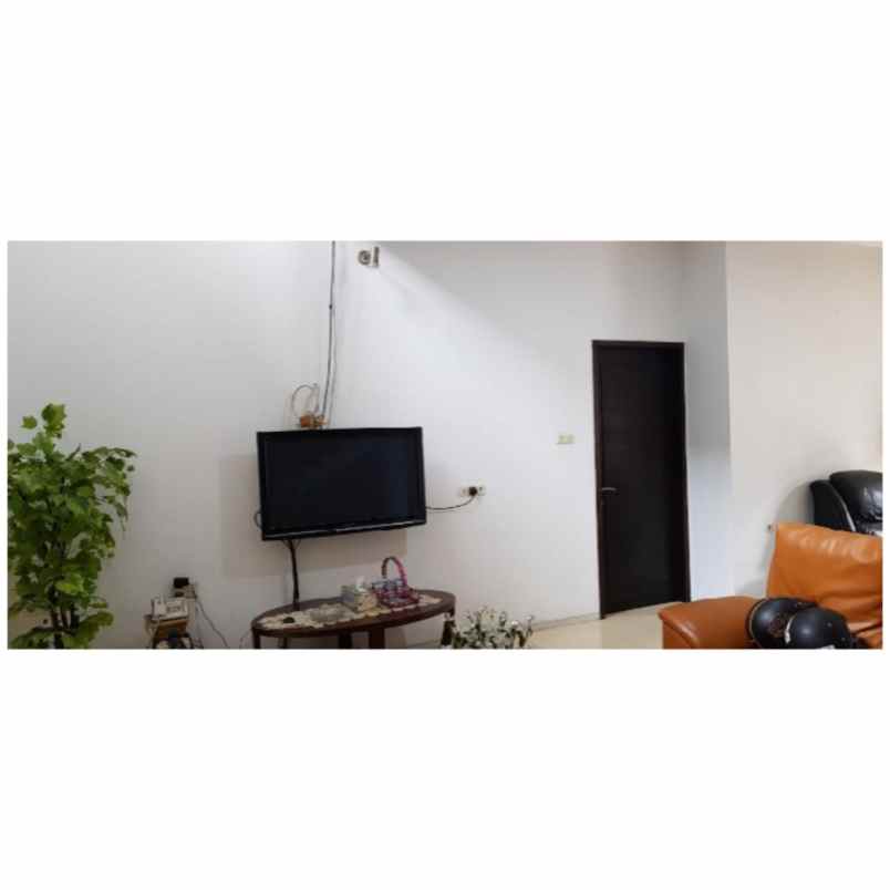 rumah jl h muchtar raya kel