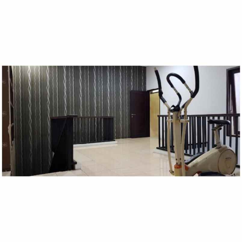 rumah jl h muchtar raya kel