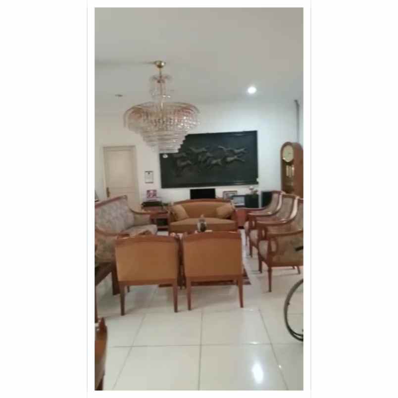 rumah jl kelapa gading gandaria