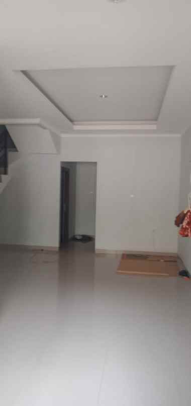 rumah jl kp bulak barat