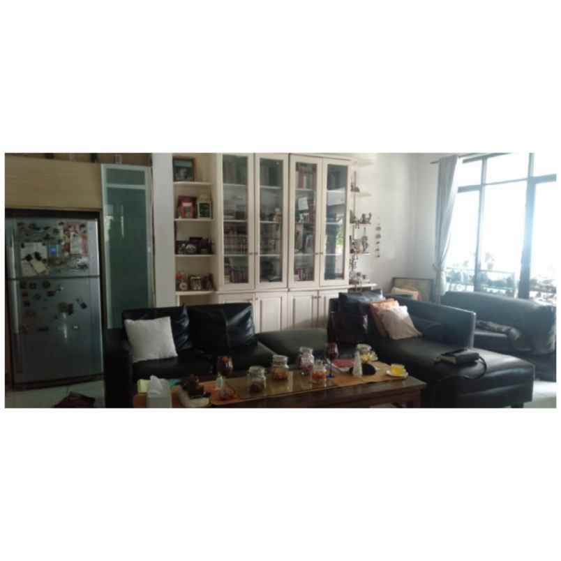 rumah jl kurincang bintaro