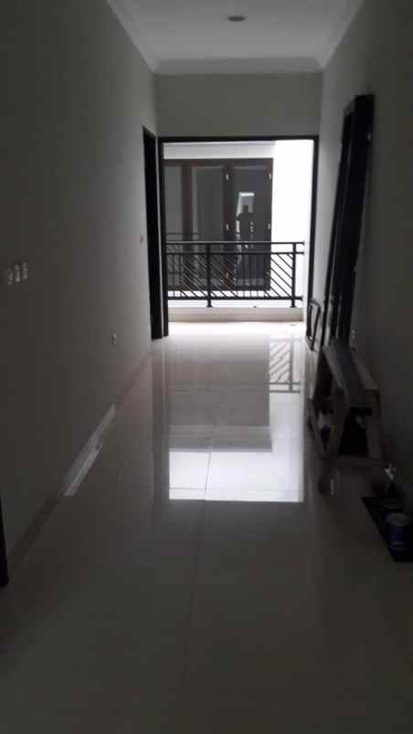 rumah jl pejaten raya pejaten