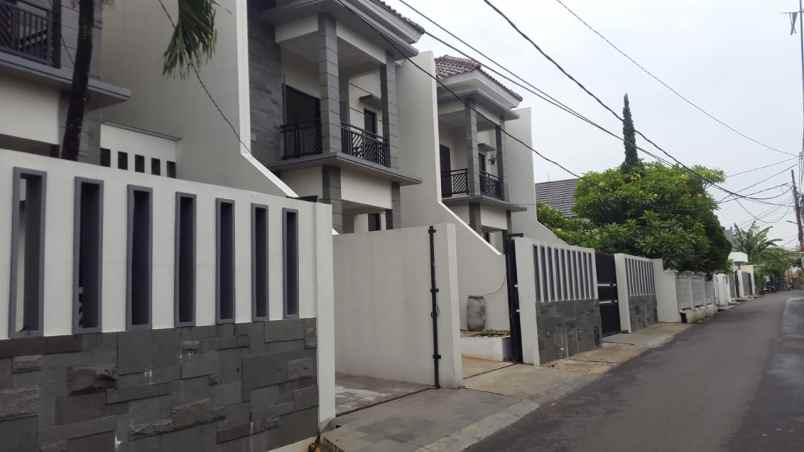 rumah jl pejaten raya pejaten