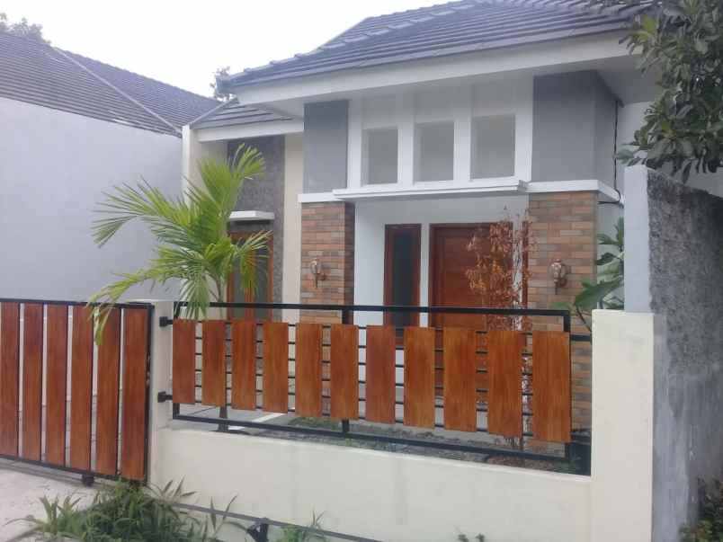 rumah jln kaliurang km 10