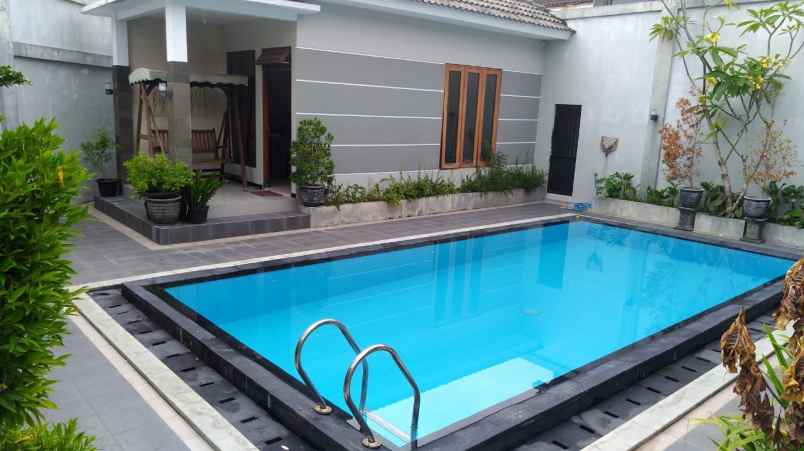 rumah jln kaliurang sleman