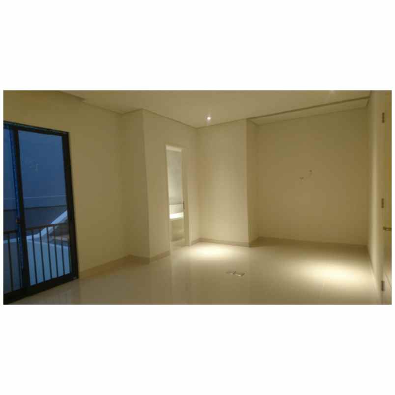 rumah kebayoran baru jakarta selatan