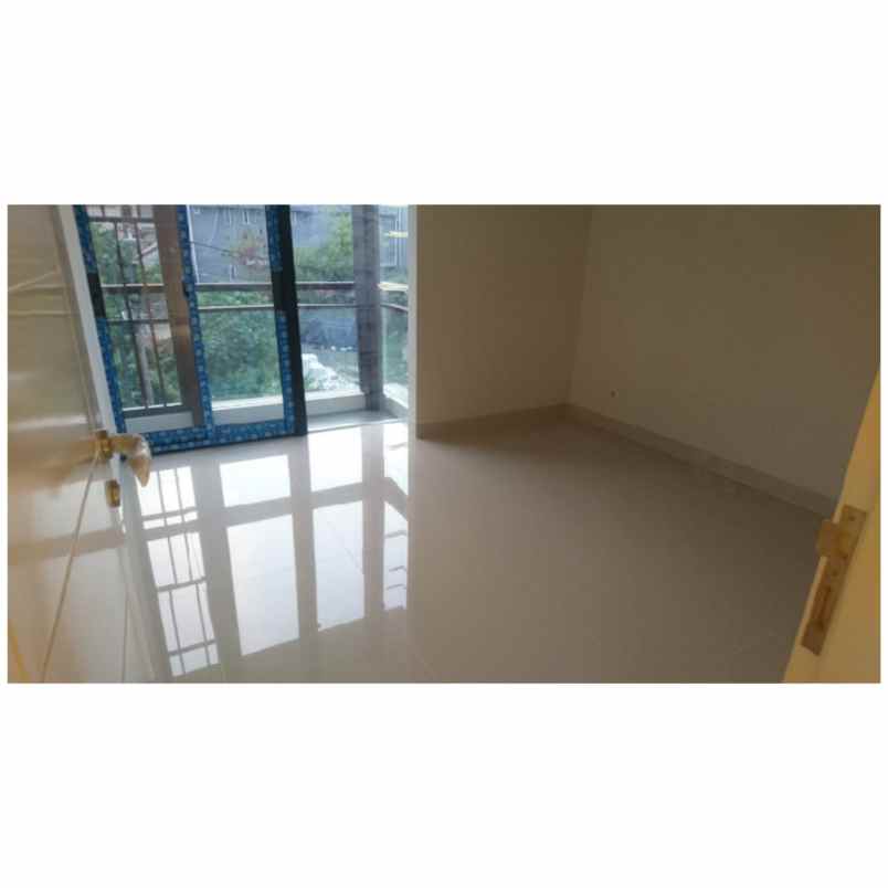 rumah kebayoran baru jakarta selatan