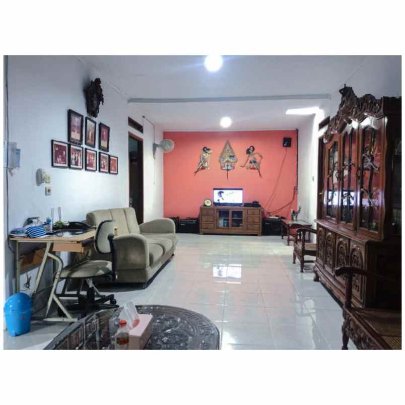 rumah komplek japos graha