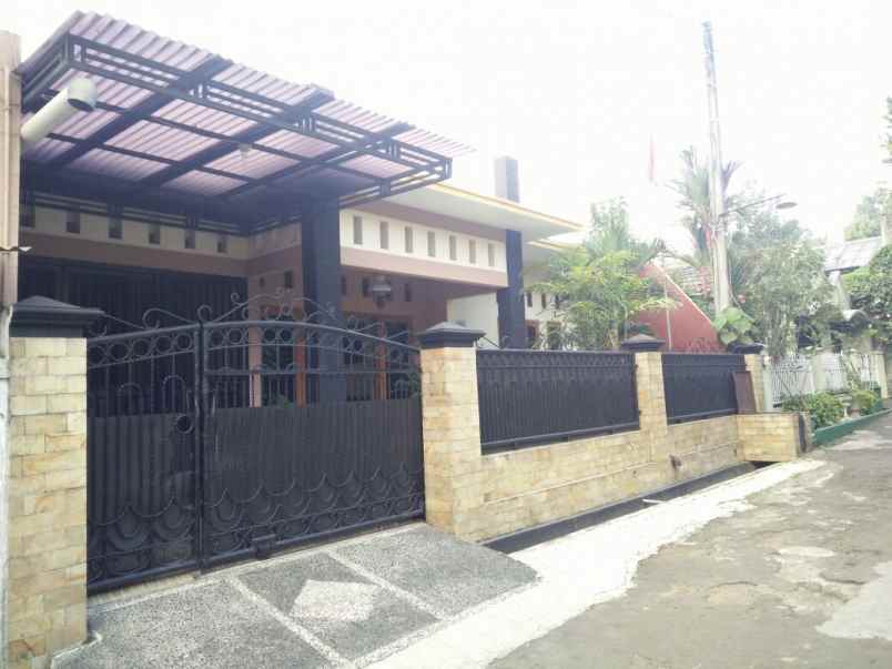 rumah komplek pondok duta 2 jl