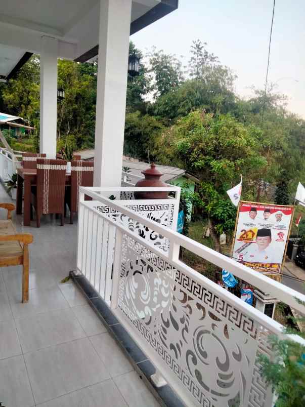 rumah kost aktif dan salon dekat kampus upi setiabudi