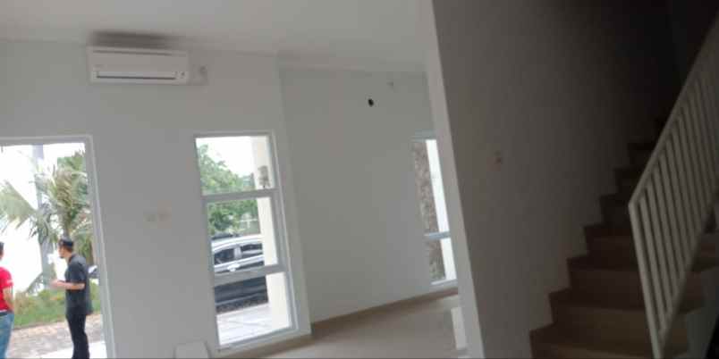 rumah kpr syariah cileungsi 2 lantai siap huni