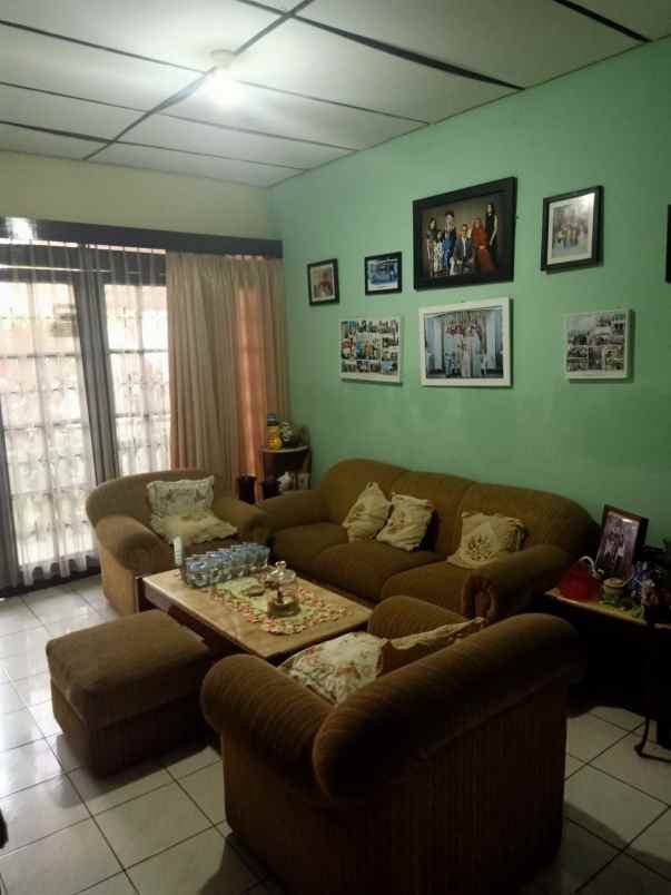 rumah luas di buahbatu kota bandung