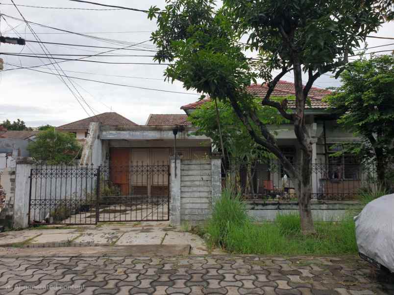 rumah manyar indah hitung tanah strategis