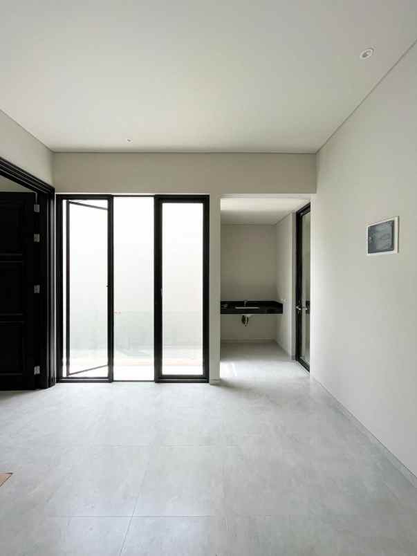 rumah manyar tirtoasri new minimalis