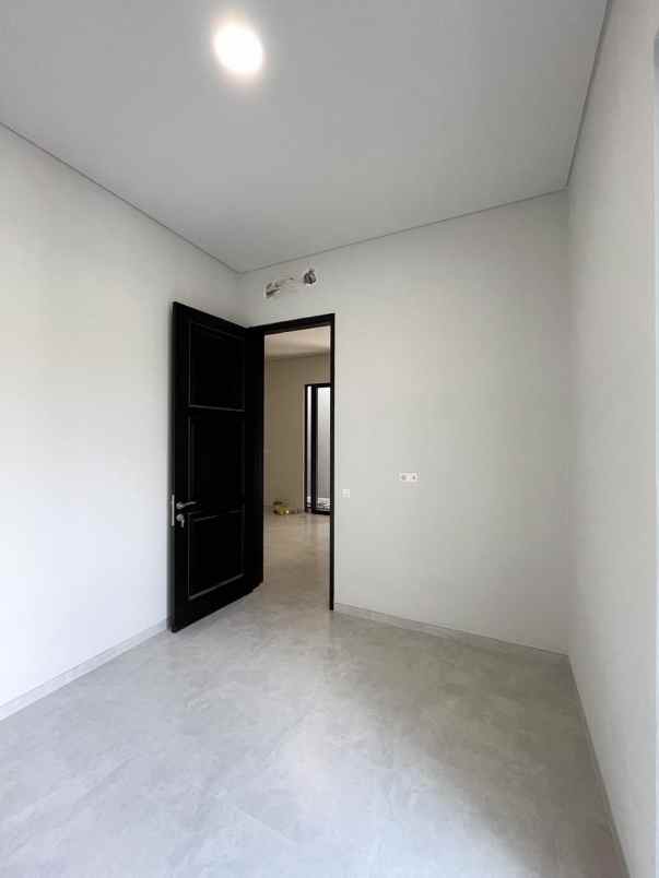 rumah manyar tirtoasri new minimalis