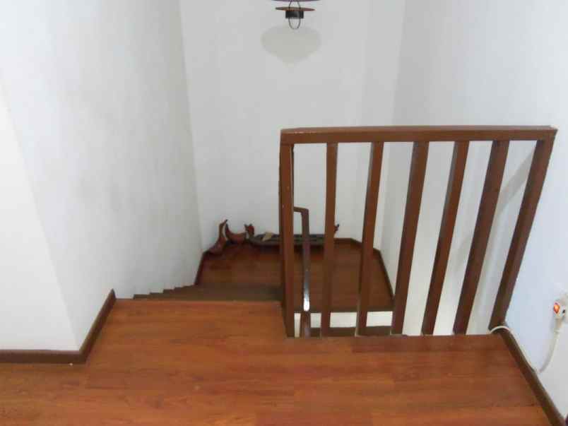 rumah mega cinere cinere