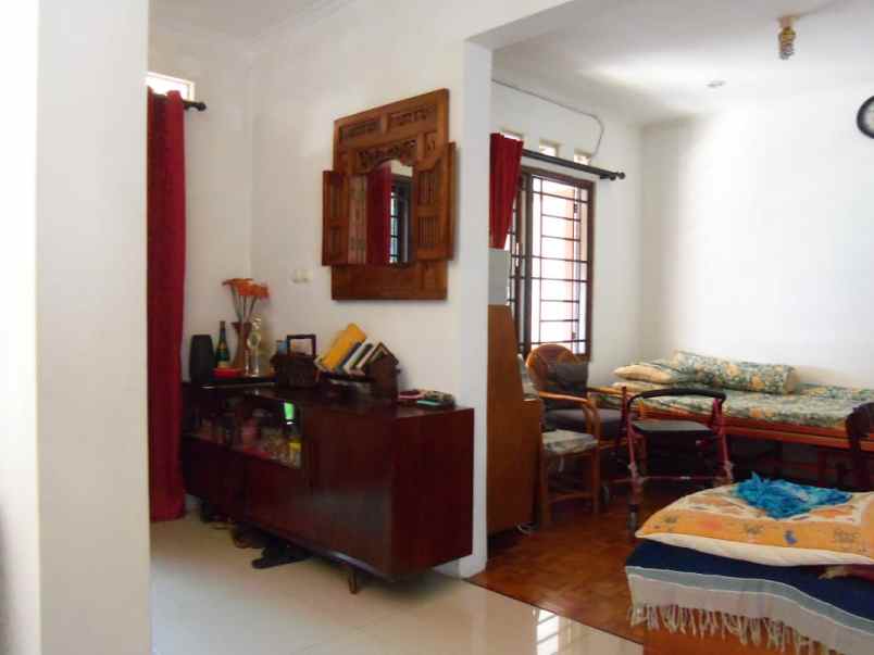 rumah mega cinere cinere