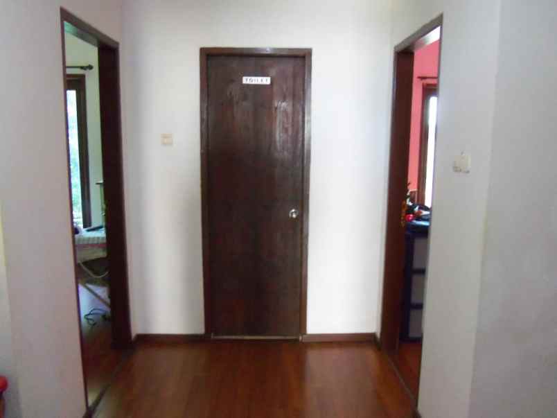 rumah mega cinere cinere