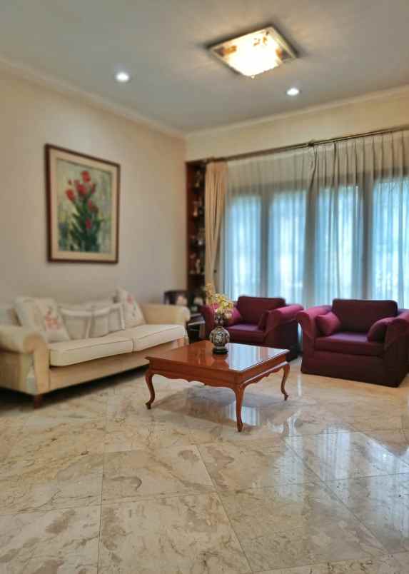 rumah mewah dukuh patra kuningan jakarta selatan