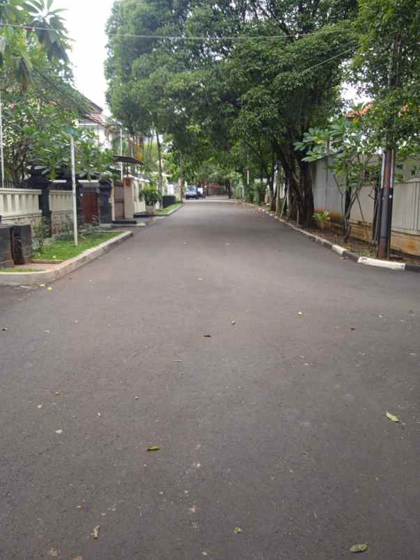 rumah mewah dukuh patra kuningan jakarta selatan