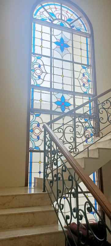 rumah mewah dukuh patra kuningan jakarta selatan