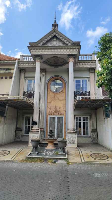rumah mewah modern klasik 2 5 lantai siap huni
