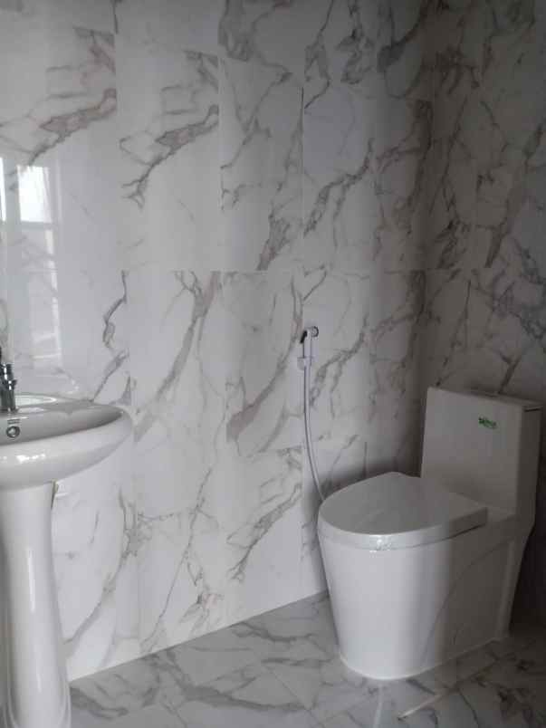 rumah pondok gede bekasi jawa barat