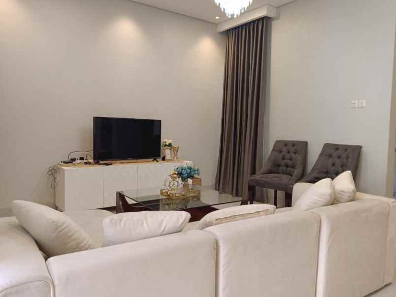 rumah premium 2 lantai di pusat kota karawang